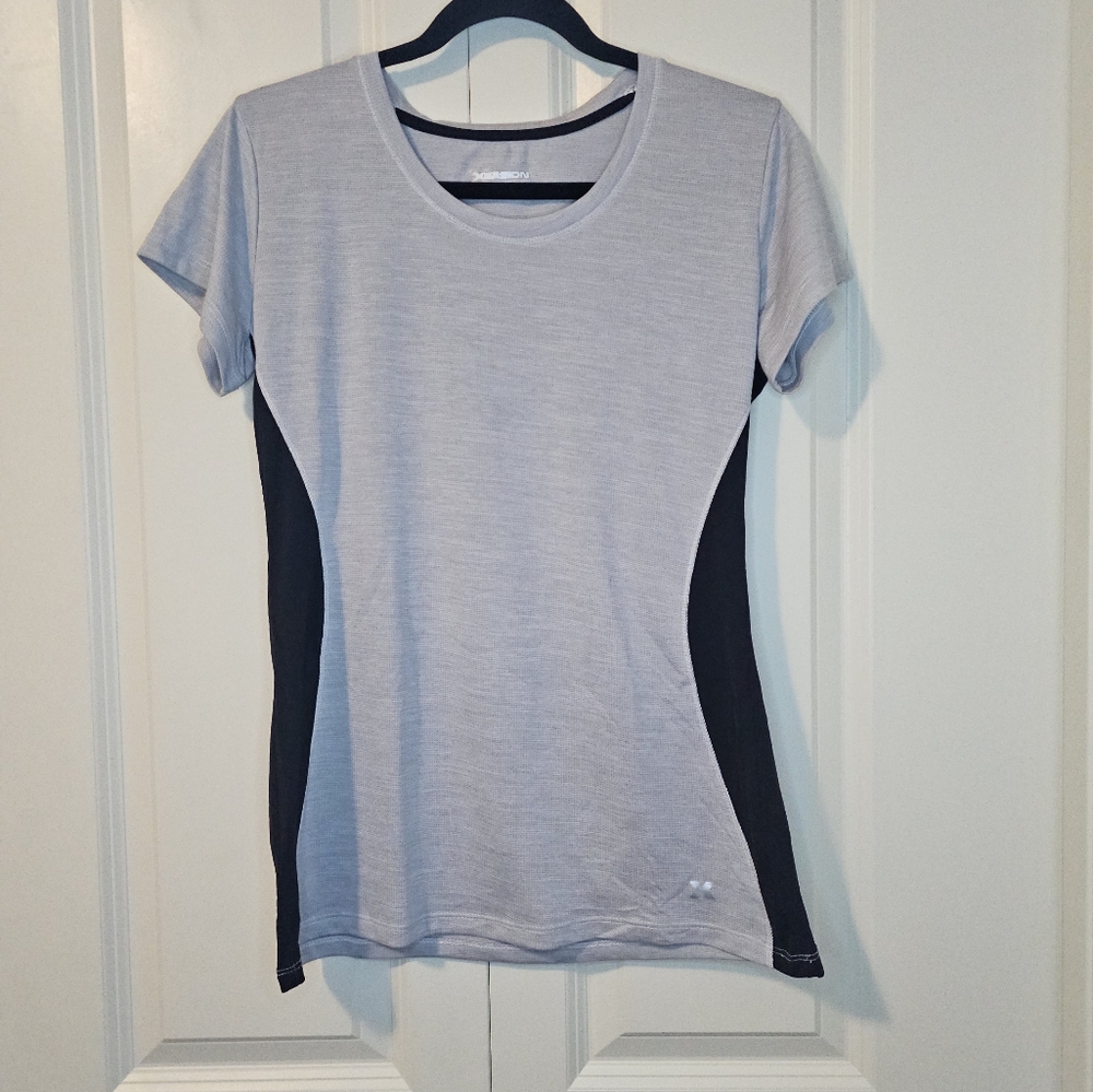 🔷️3 Items for$20🔷️ Xersion Women's Grey & Black Activewear T-Shirt SZ S